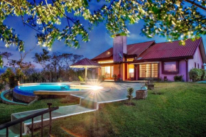 Отель Dream Villa, Ocean View & Pool!  Сан Рамон